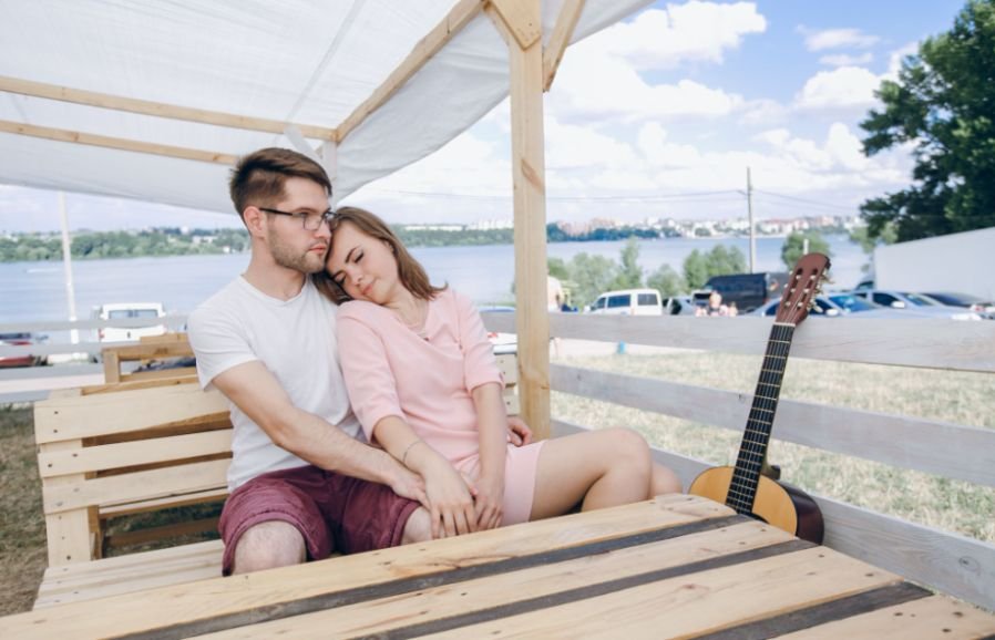 Affordable Romantic Getaways in Georgia With Cabins