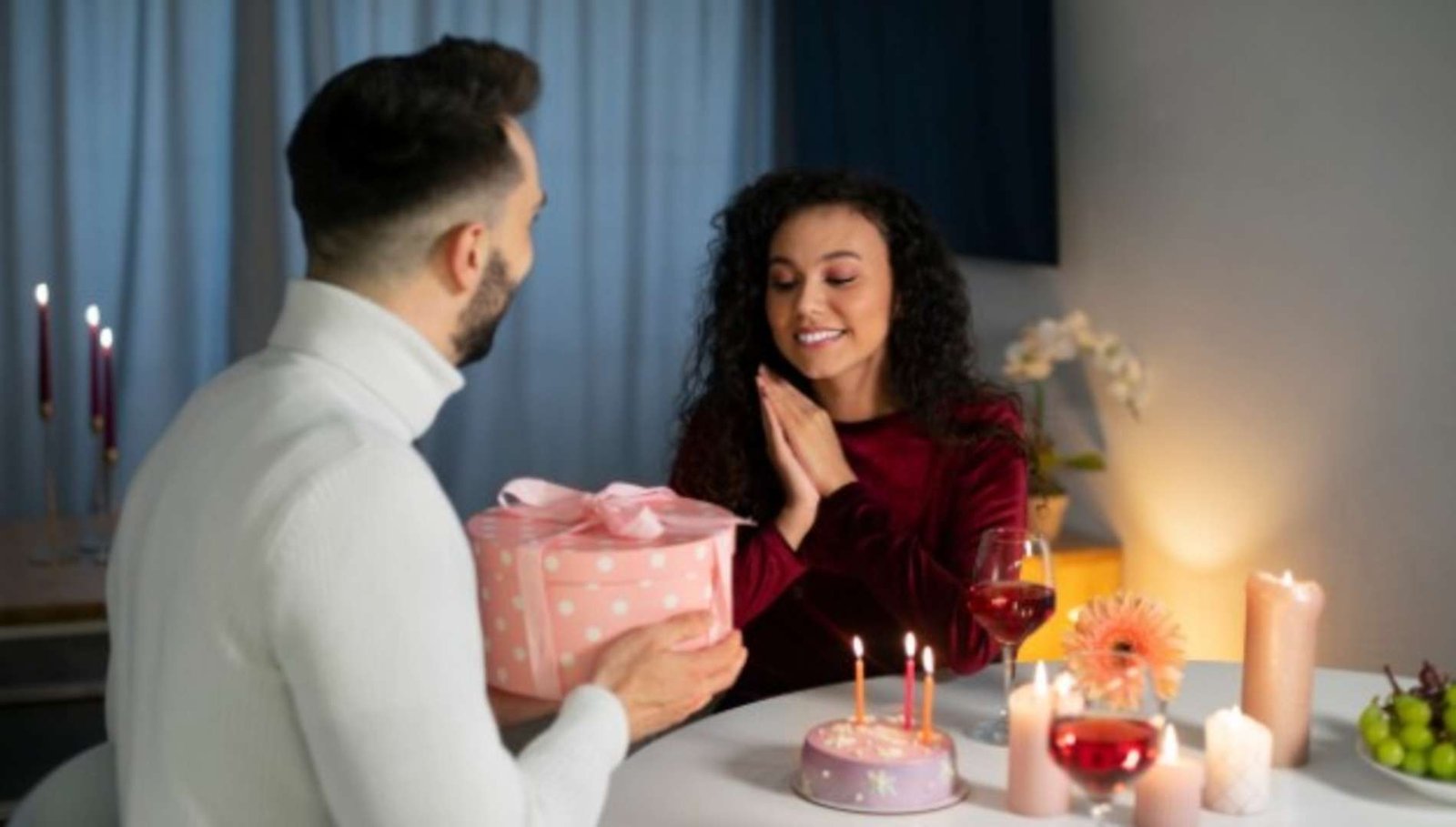 Make Your Wife Feel Nice With These Gifts