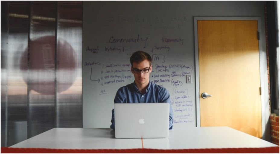 why small businesses run out of money quickly